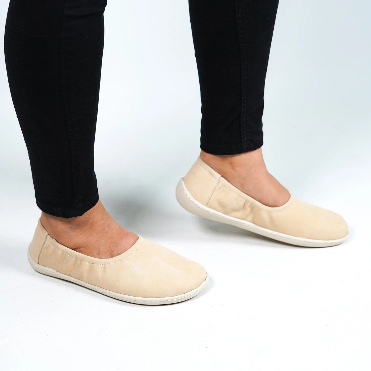 Nubuck Barefoot Ballet Shoes – 6 mm Rubber Sole – Cream