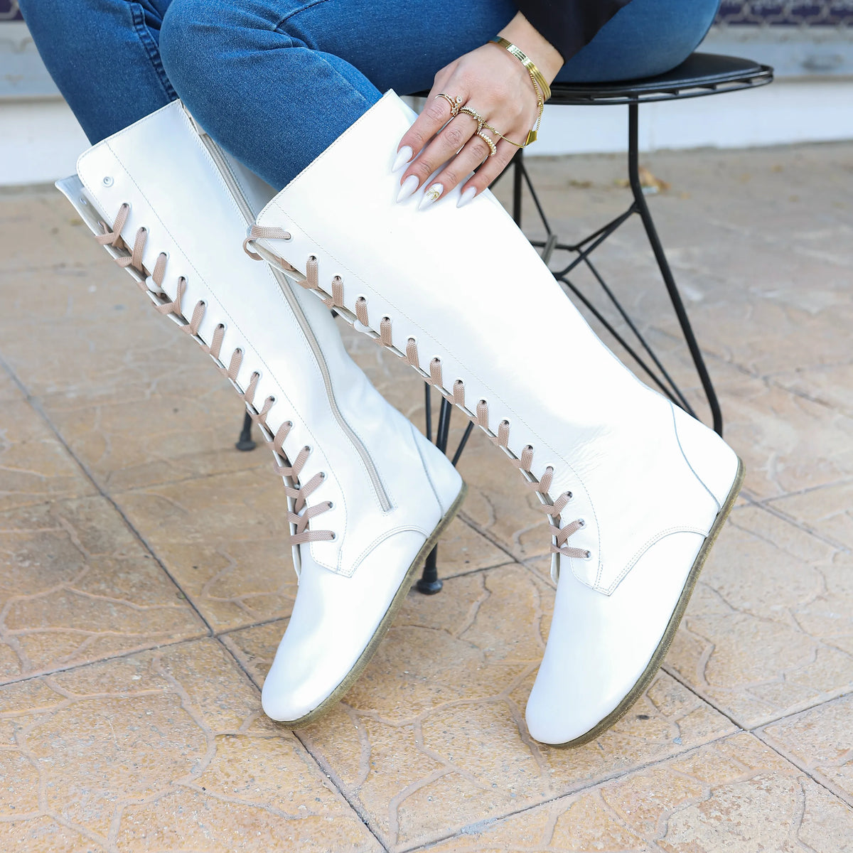 Smooth Barefoot Laces Knee Boots Shoes – Classic Sole — Leather Sole – White