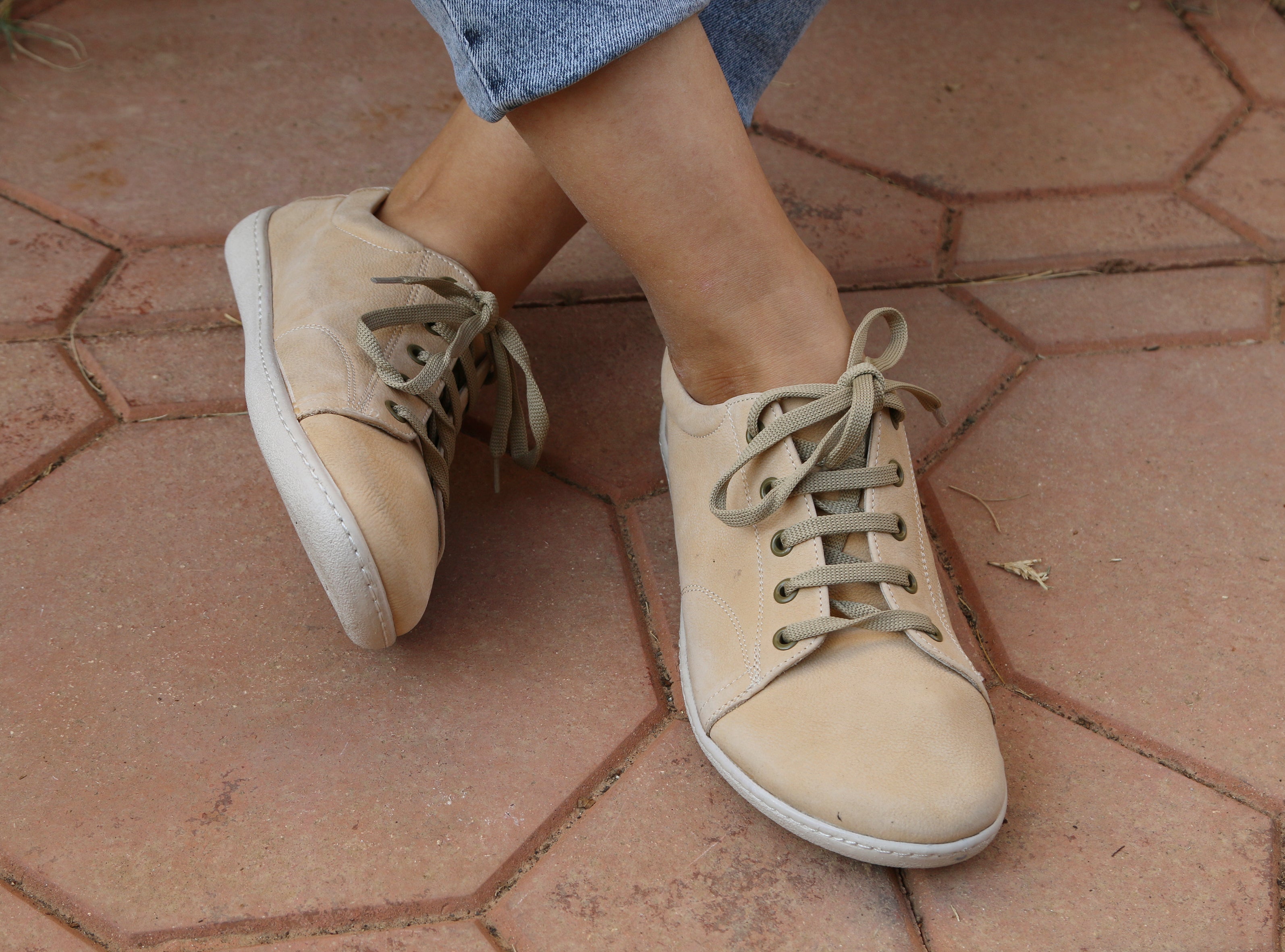 Cream SNEAKER Wide Barefoot Shoes Nubuck Leather Handmade 6mm Rubber Outsole 