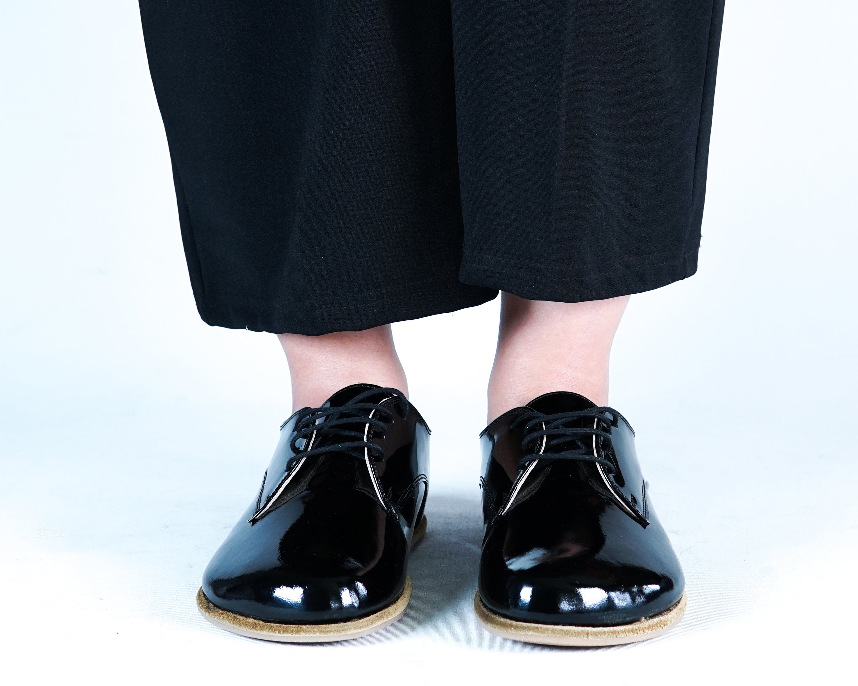 Black Oxford Wide Barefoot Patent Leather Handmade Shoes