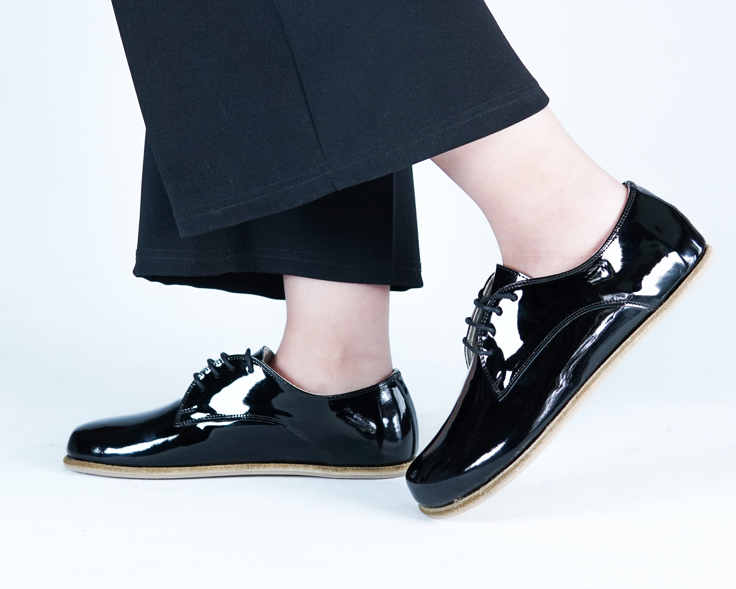 Black Oxford Wide Barefoot Patent Leather Handmade Shoes