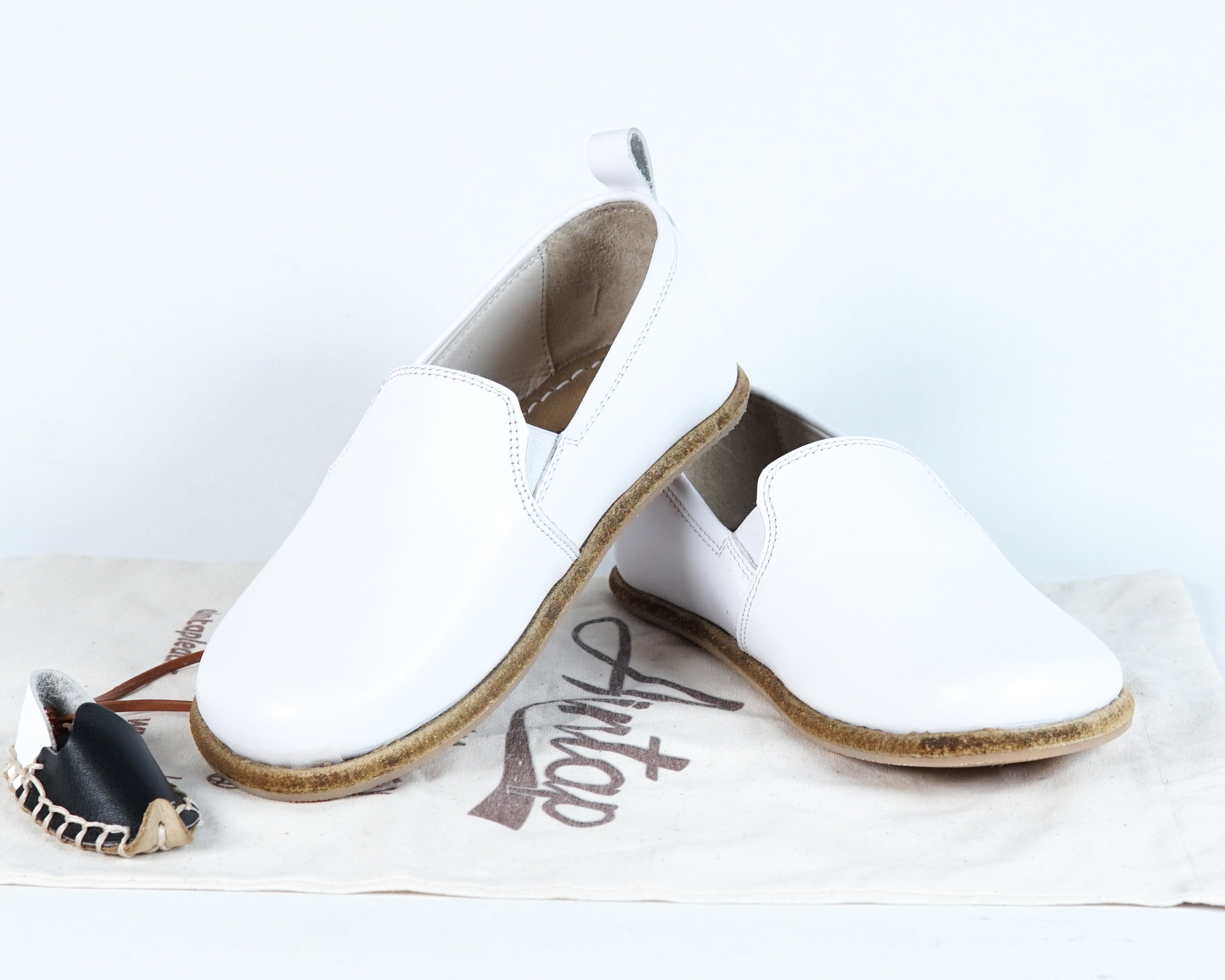 White Kids Slip-On Wide Barefoot Shoes Smooth Leather Handmade Leather & Rubber Sole