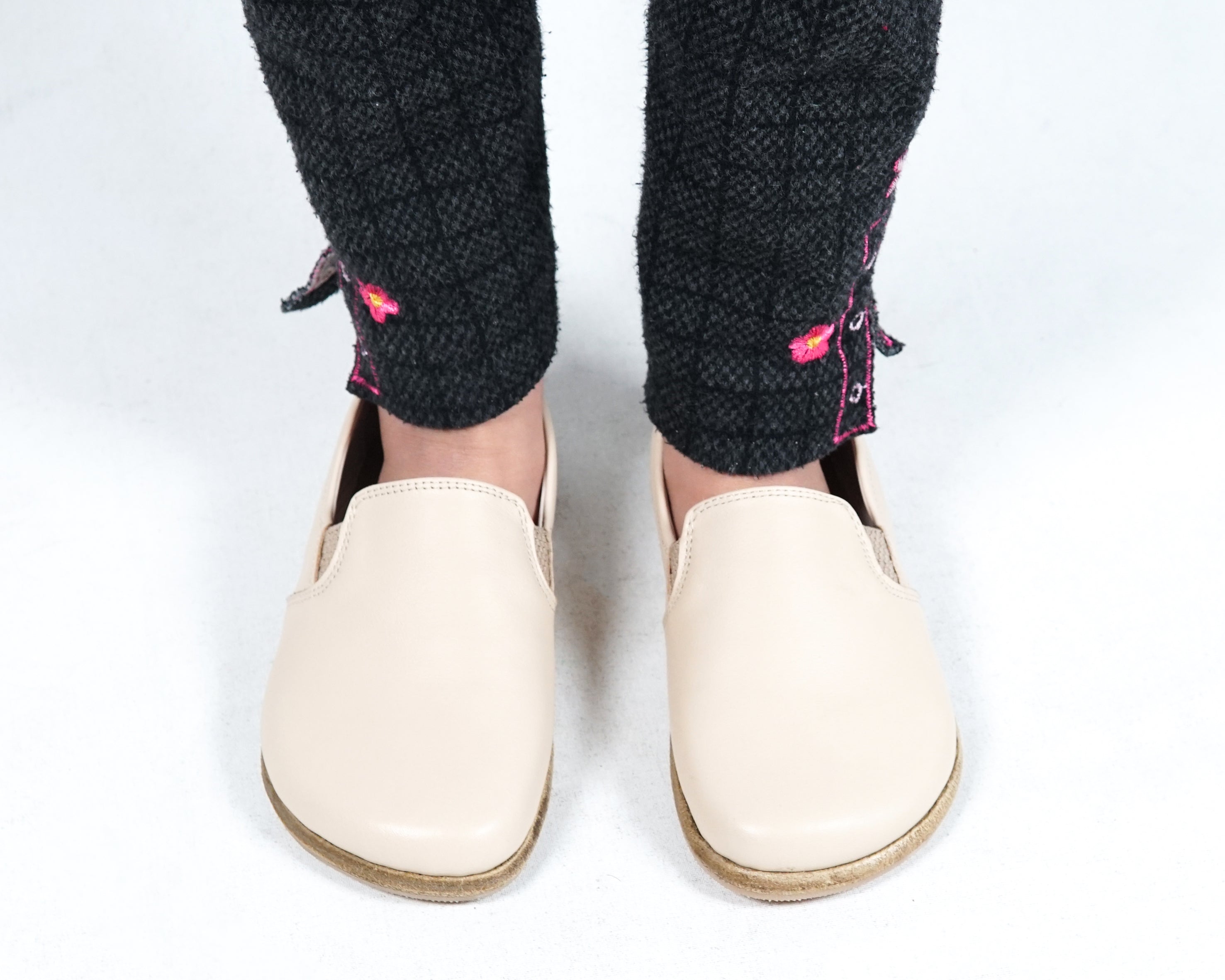 Cream Kids Slip-On Wide Barefoot Shoes Smooth Leather Handmade Leather & Rubber Sole 