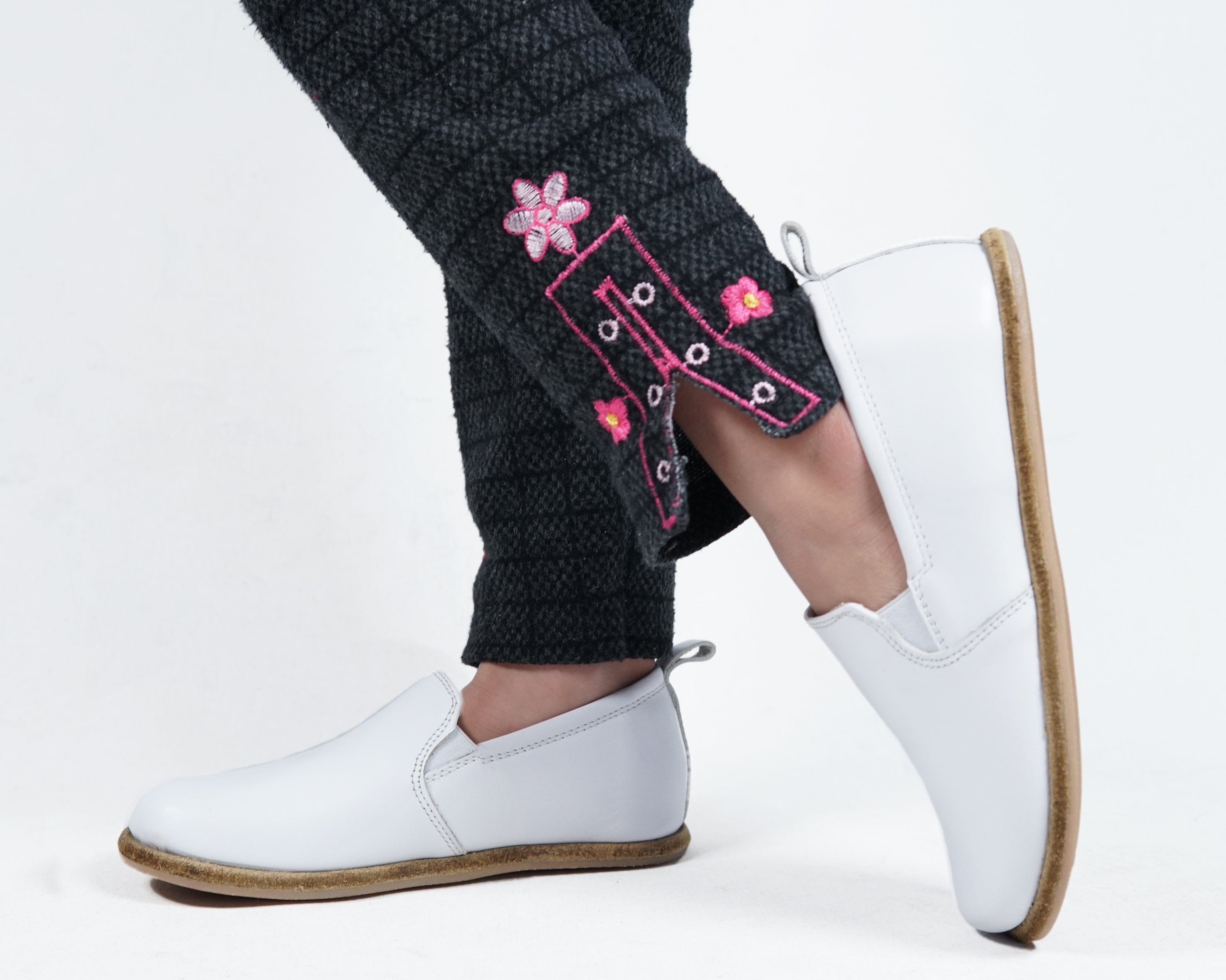 White Kids Slip-On Wide Barefoot Shoes Smooth Leather Handmade Leather & Rubber Sole 