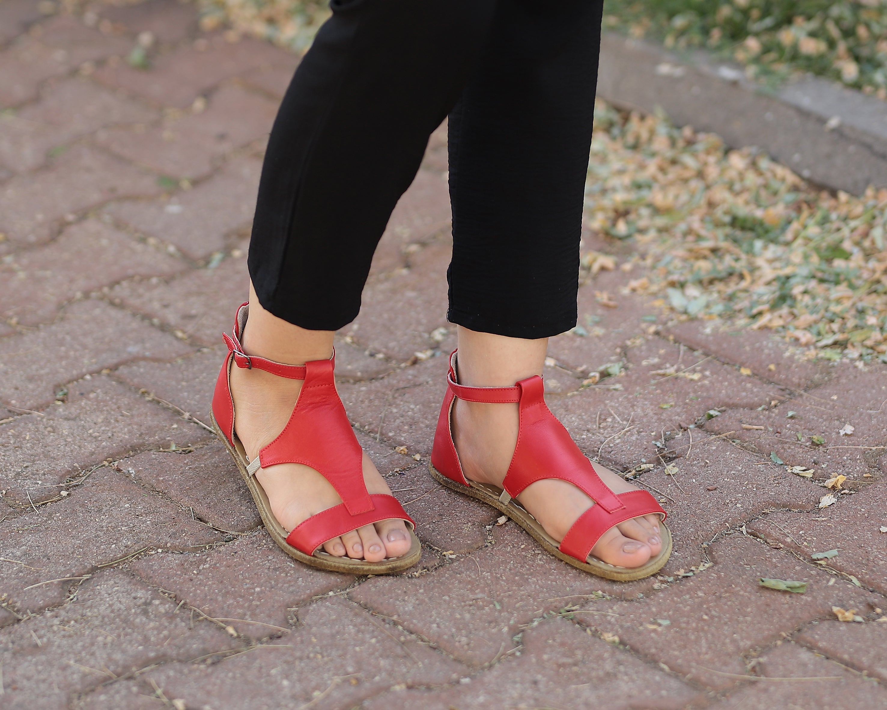 Red Women Buckle Slipper Wide Barefoot Smooth Leather Handmade