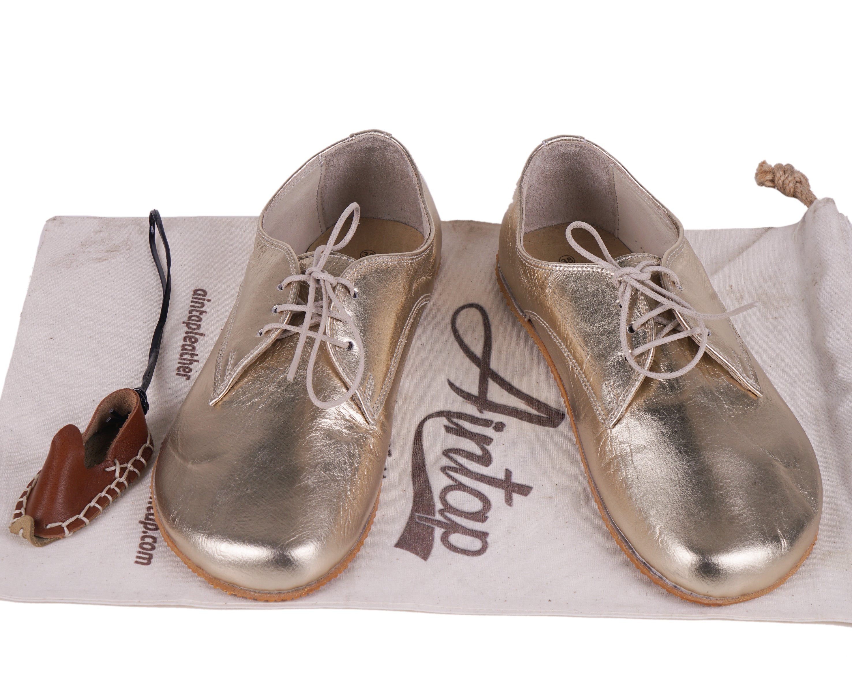 Gold Oxford Wide Barefoot Shoes Smooth Leather Handmade 4mm Rubber Outsole 