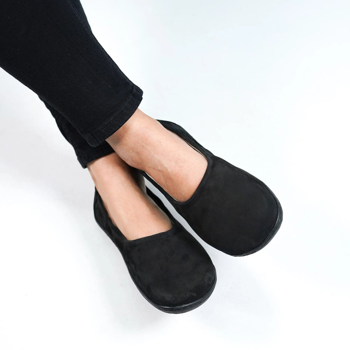 Nubuck Barefoot Ballet Shoes – 6 mm Rubber Sole – Black