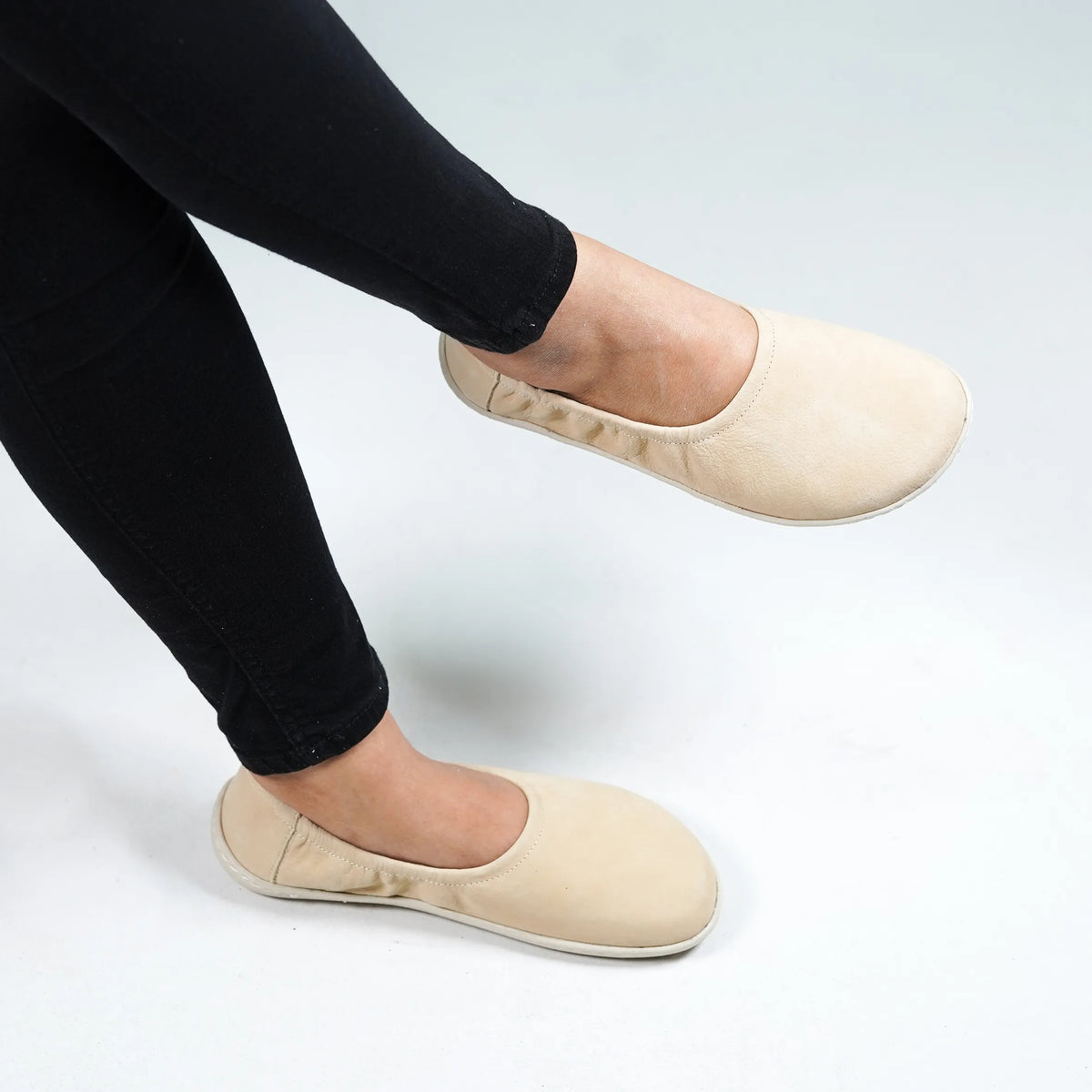 Nubuck Barefoot Ballet Shoes – 6 mm Rubber Sole – Cream