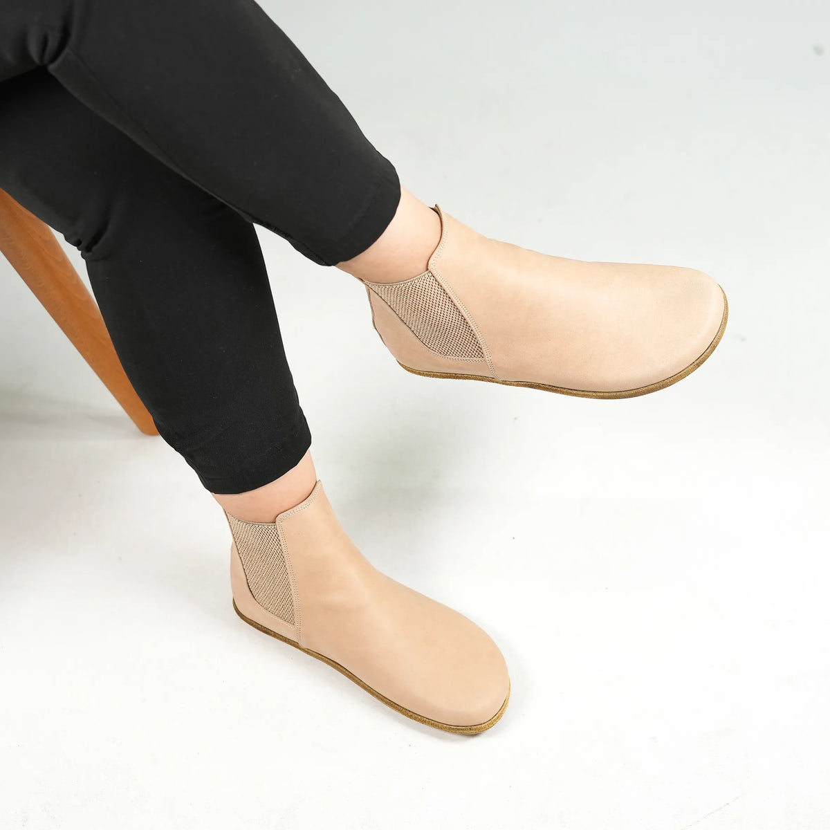 Crazy Barefoot Chelsea Boots Shoes – Classic Sole — Leather Sole – Undyed Crust