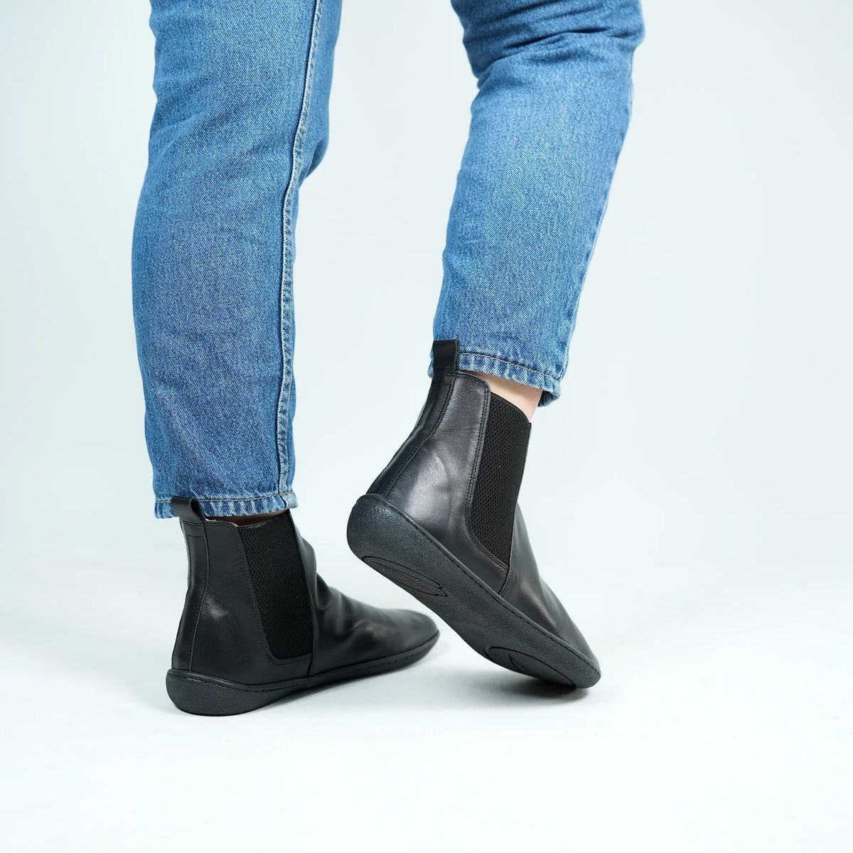 Smooth Barefoot Chelsea Boots Shoes – 6mm Rubber Sole – Black