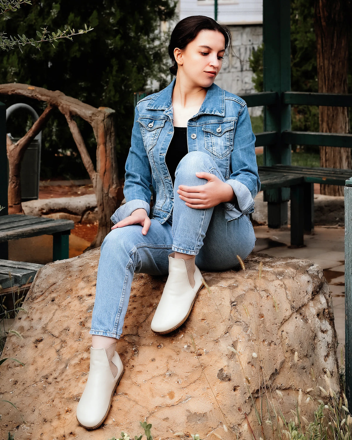Smooth Barefoot Chelsea Boots Shoes – Classic Sole — Leather Sole – Cream