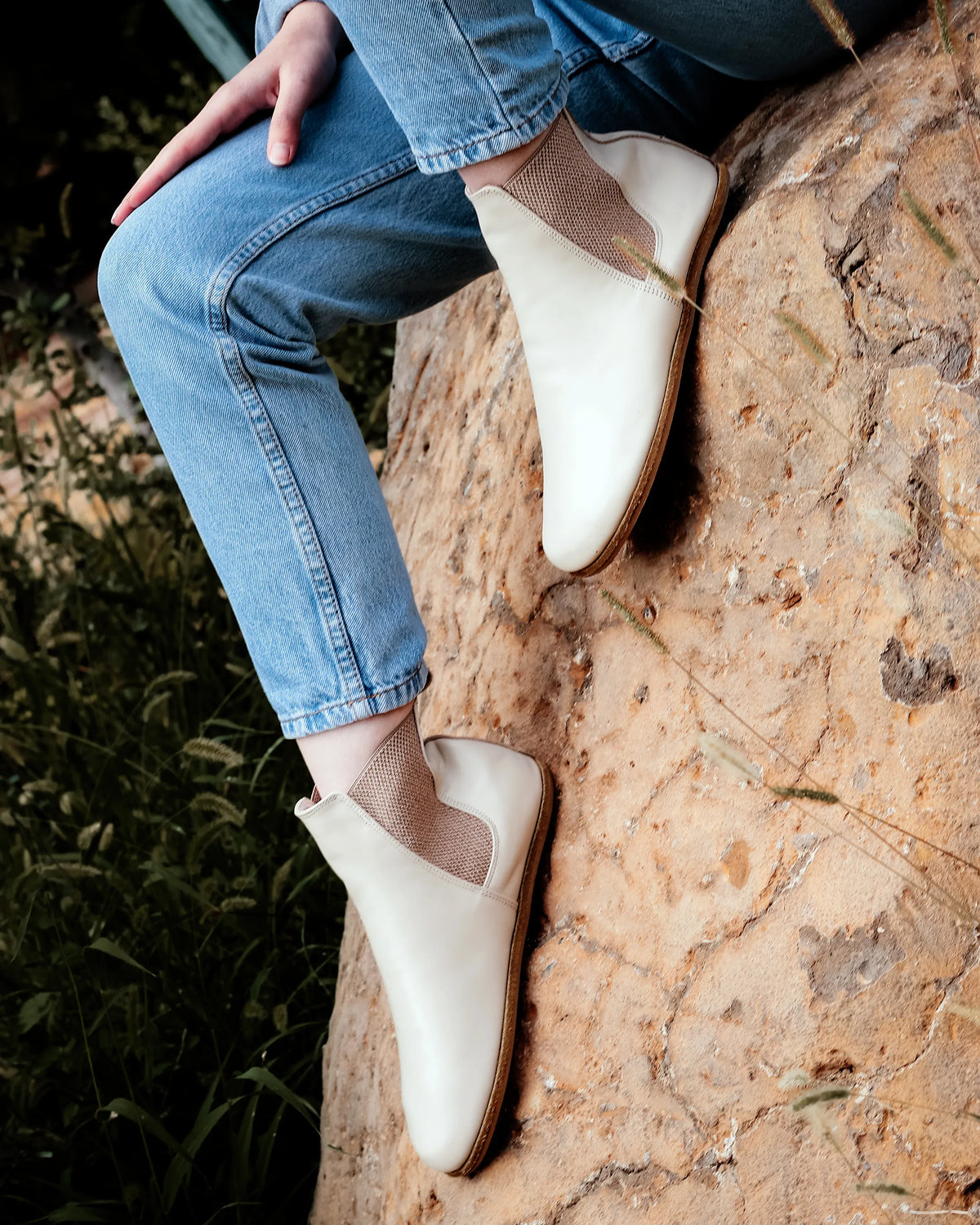 Smooth Barefoot Chelsea Boots Shoes – Classic Sole — Leather Sole – Cream