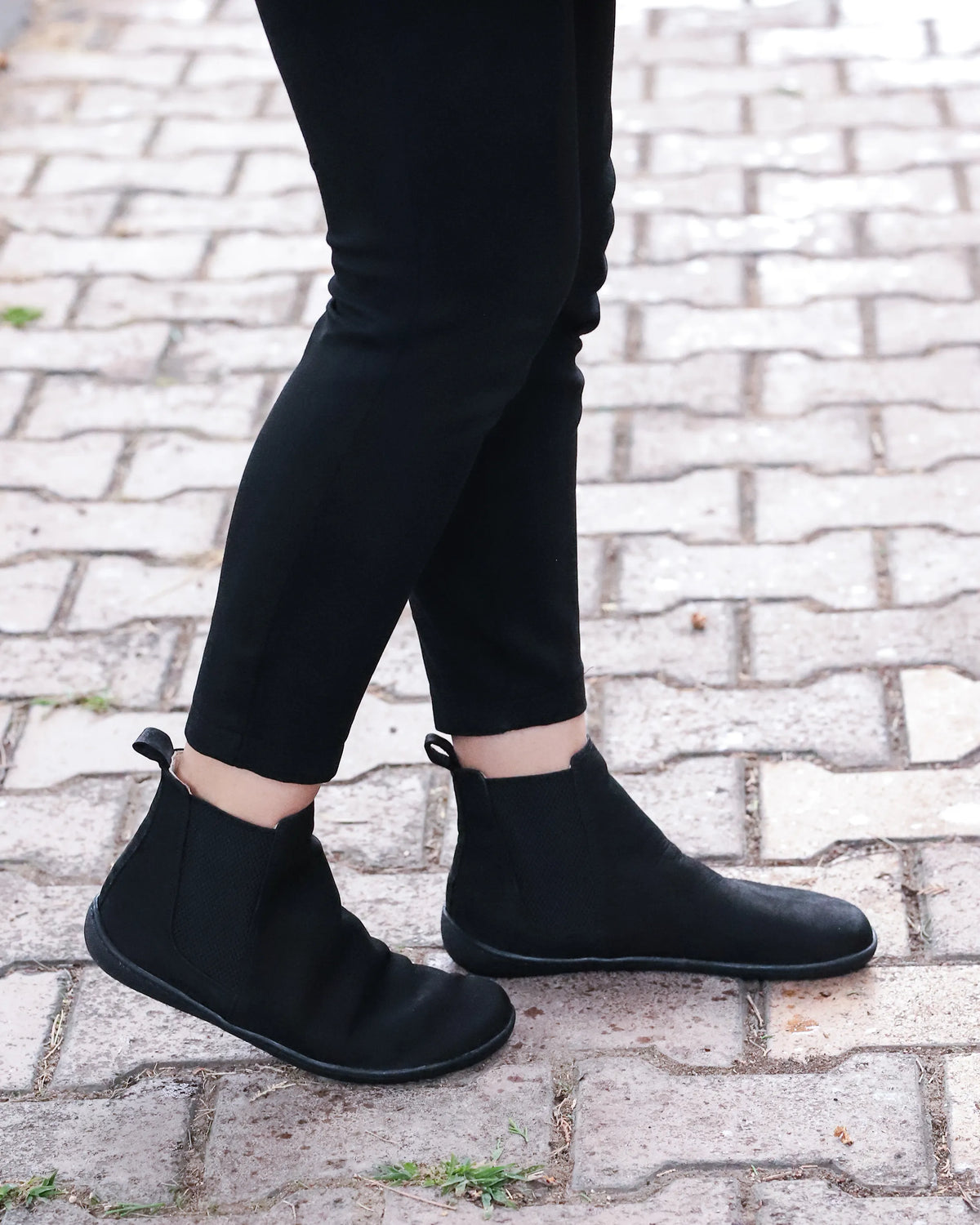Nubuck Barefoot Chelsea Boots Shoes – 6mm Rubber Sole – Black