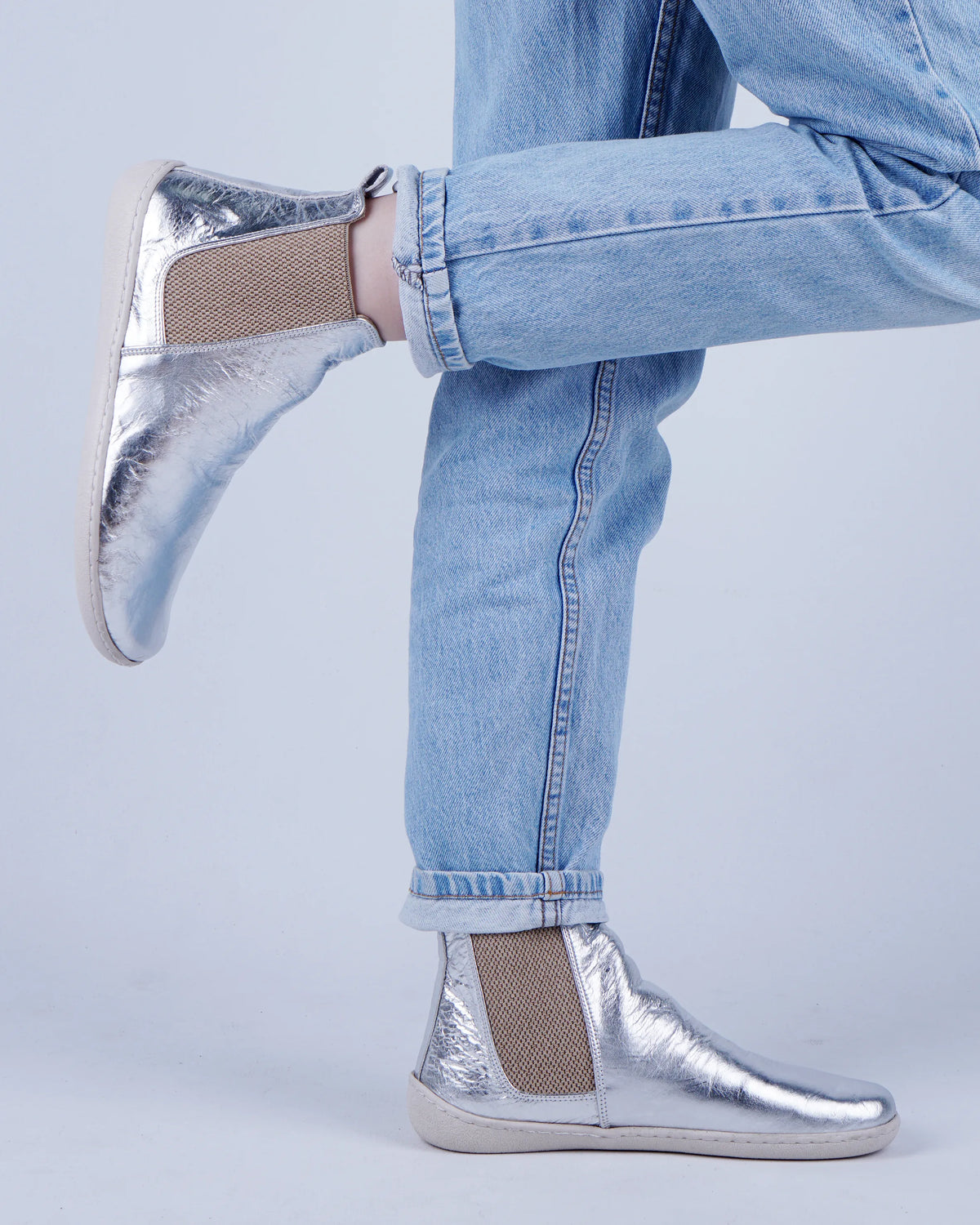 Bright Barefoot Chelsea Boots Shoes – 6mm Rubber Sole – Silver